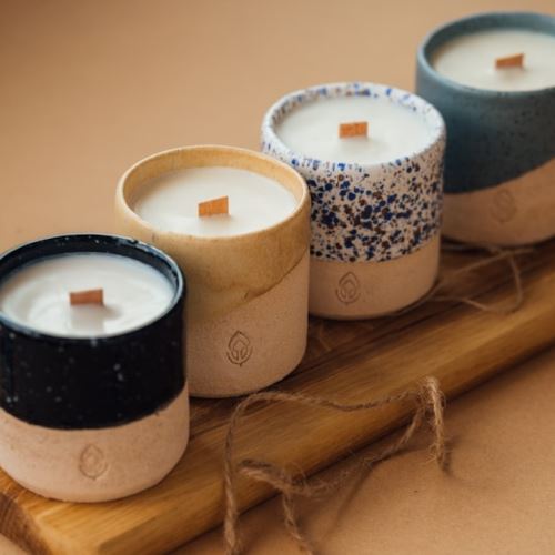 Which wick to choose when making or buying natural candles? Wood vs. Cotton