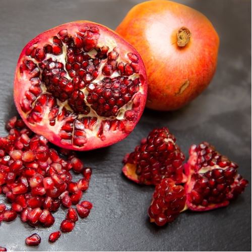 Pomegranate and green tea