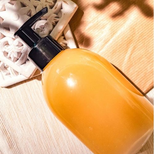 Caramel bath oil with healing and regenerating effects - how to make it?