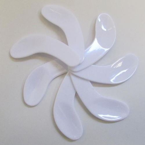 Plastic cosmetic spatula white