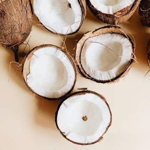 Coconut as a hair straightener