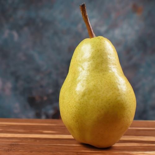 Pear aromatic extract