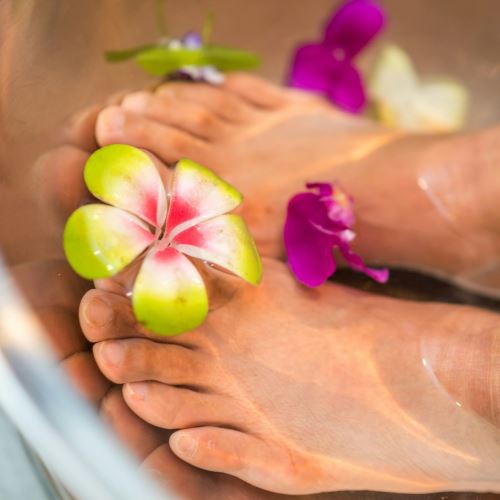 Ointment for beautiful feet against fungus and cracks